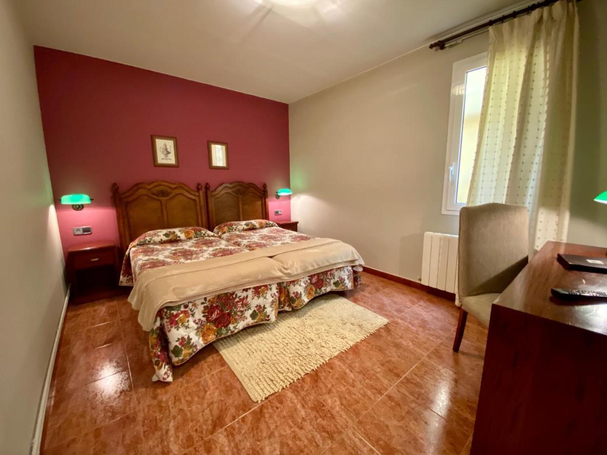Hostal Bonavista Cervera  Eksteriør bilde